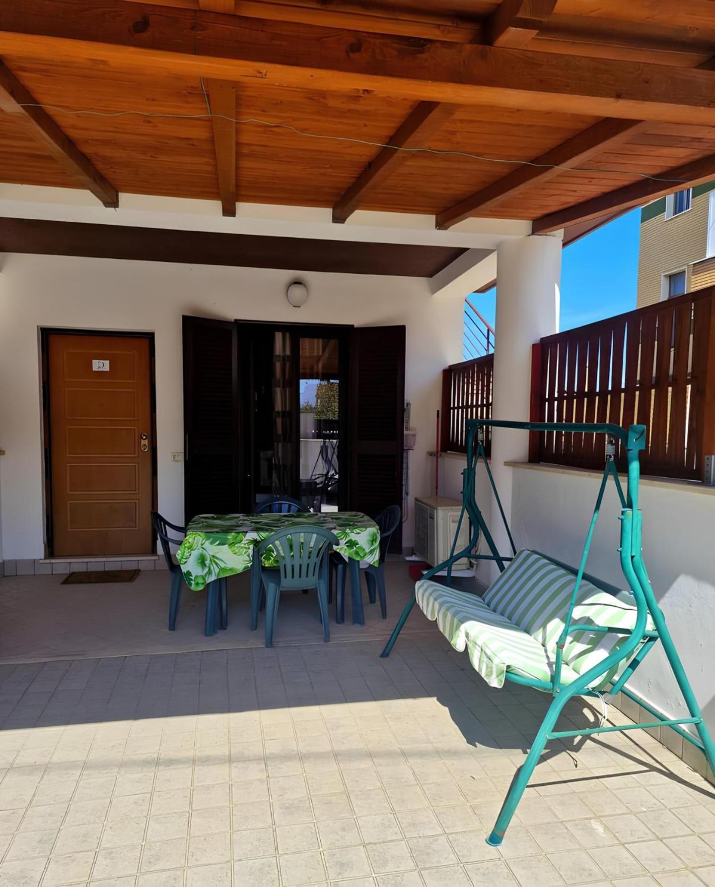Domus Livio, 7 Min Fco Airport, Free Wifi, Garden Apartment, 2 Tv Hd 피우미치노 외부 사진